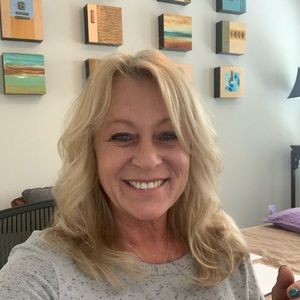 Meet your Posher, Lori